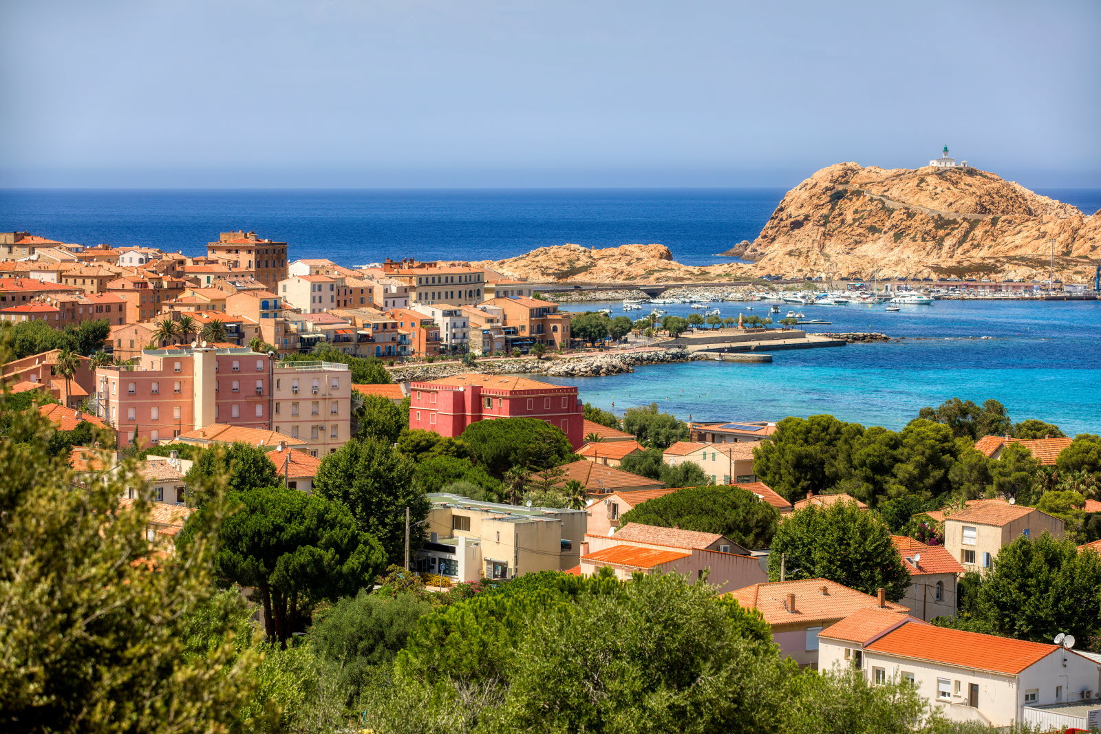 Ile Rousse ville et Île